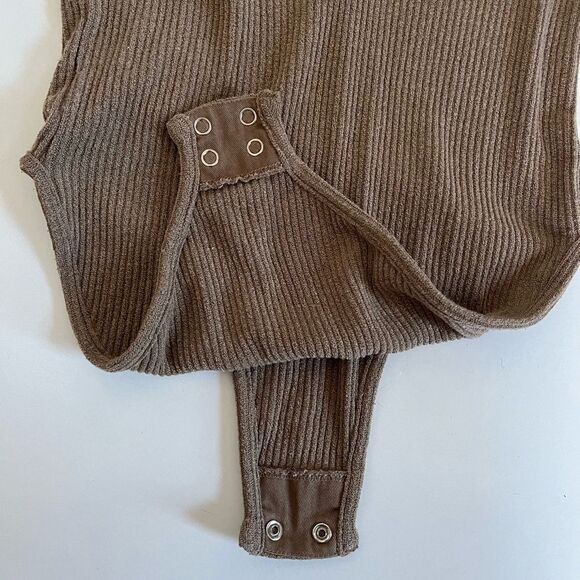 Samantha Pleet Ribbed Cafe Bodysuit XS - Picture 7 of 13